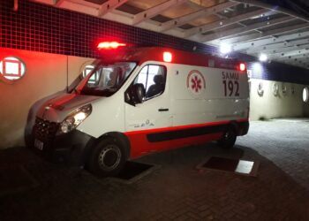 Rapaz é encontrado inconsciente caído em via pública em Paranaguá; vítima foi violentamente agredida