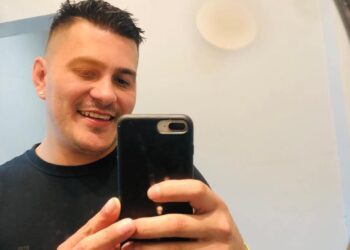 UM TRÂNSITO QUE MATA: Motociclista morre após bater no muro de uma casa no bairro Bockmann em Paranaguá