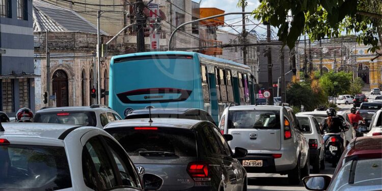 Obras mudam trânsito no centro histórico de Paranaguá