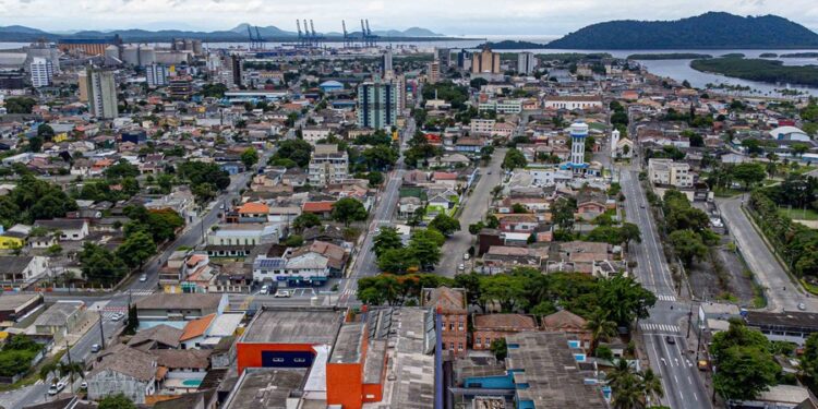Paranaguá lidera exportações, mas tem o pior índice de progresso social do Litoral, segundo IPS 2025