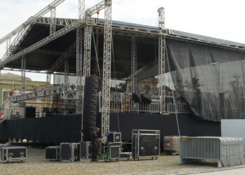 Escola de Formação em Turismo promove capacitação sobre montagem de grandes eventos em Paranaguá