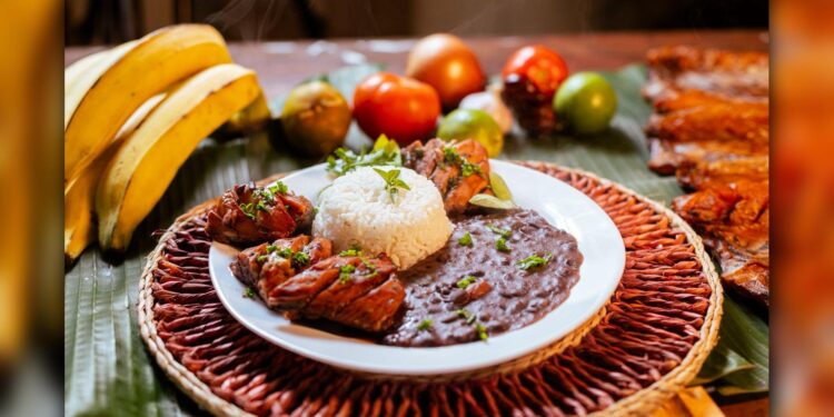 Festival de Gastronomia Caiçara movimenta Pontal do Paraná até o fim de julho