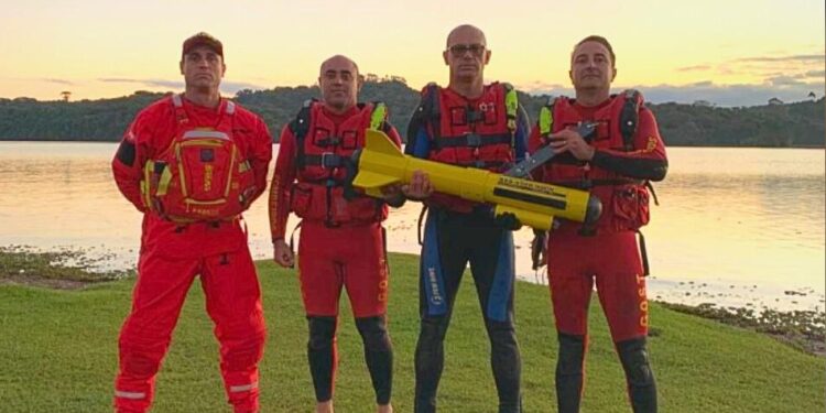 Corpo de Bombeiros do Paraná recebe sonar de alta tecnologia para ajudar em buscas subaquáticas