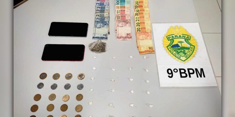 PM prende suspeito de envolvimento com o tráfico de drogas no bairro Porto Seguro em Paranaguá 