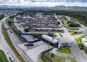 Foto: Claudio Neves/Portos do Paraná