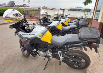 Foragidos da Justiça são capturados pelo Grupamento de Motos da Polícia Militar em Paranaguá