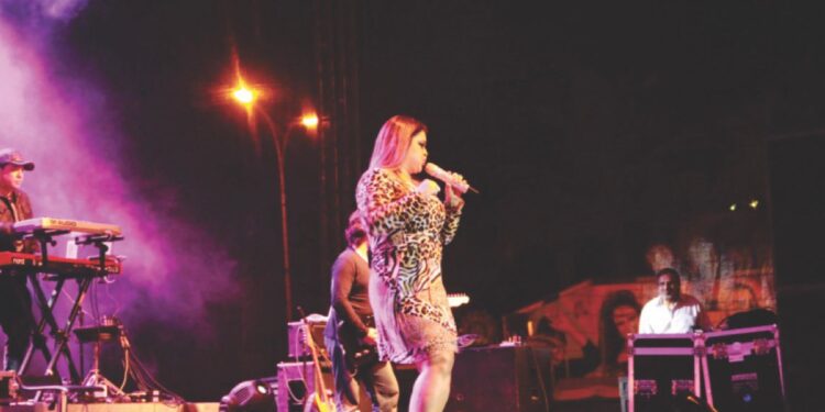 Morre Preta Gil, cantora e empresária, aos 50 anos; artista foi destaque na 2ª Festa da Tainha em Paranaguá