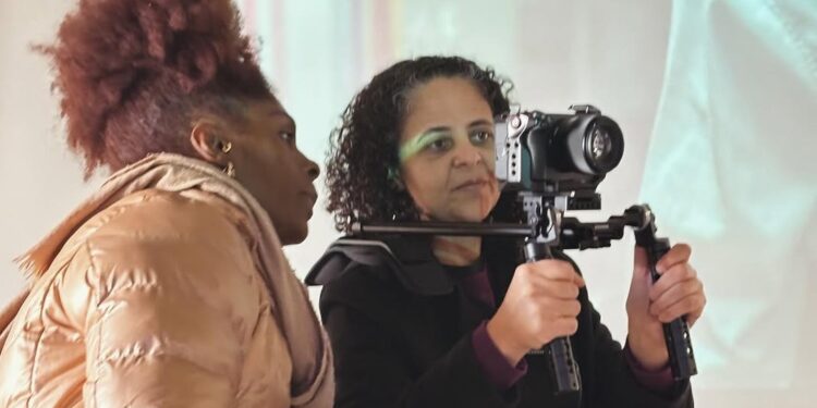 Curso gratuito de operação de câmera abre inscrições em Paranaguá