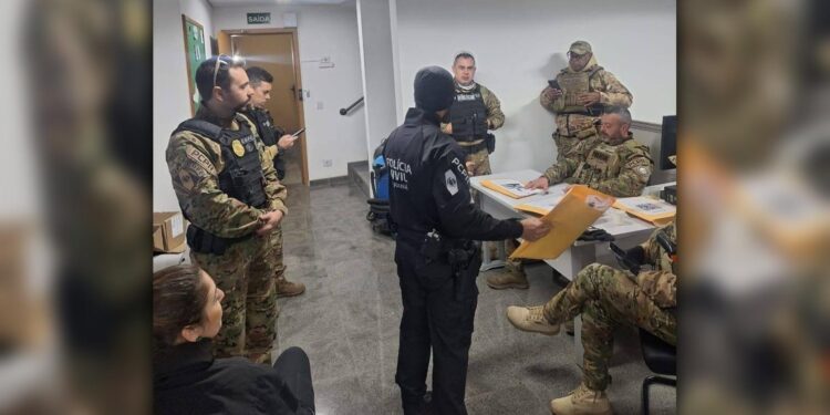 Líder do tráfico de drogas em Curitiba e RMC é preso pela Polícia Civil no litoral do estado