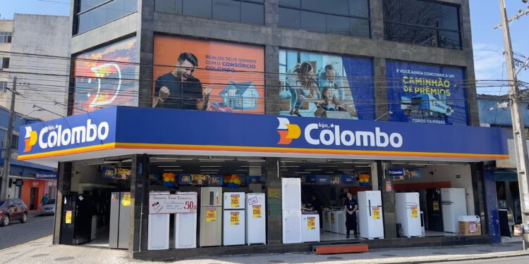 Copel incentiva troca de 20 mil geladeiras antigas com descontos exclusivos