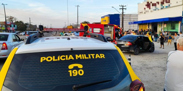 Identificado rapaz executado a tiros dentro de um carro em Matinhos