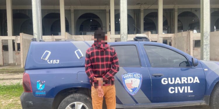 Foragido da Justiça é capturado pela GCM no Centro Histórico de Paranaguá