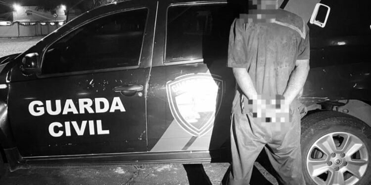 Foragido da Justiça catarinense é preso pela Guarda Civil no Centro Histórico de Paranaguá