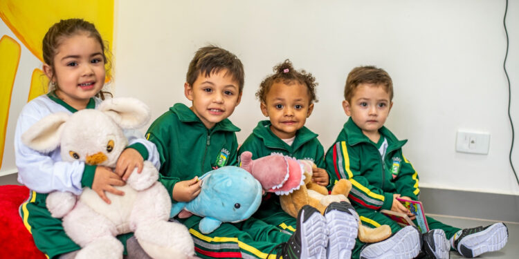 Paranaguá reforça prazo final para matrículas nos CMEIs: responsáveis têm até 18 de dezembro para confirmar vagas