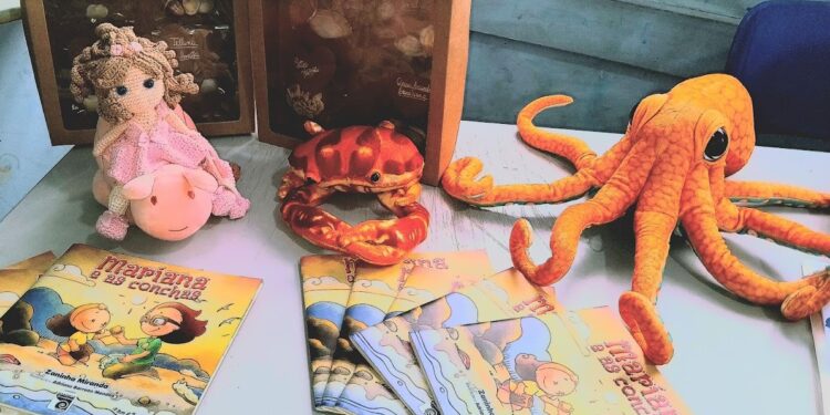 Projeto “Mariana e as Conchas” encerra oficinas com exposição e encontro com autora