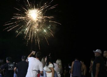 Segurança no uso de fogos de artifício: Corpo de Bombeiros orienta sobre como prevenir acidentes
