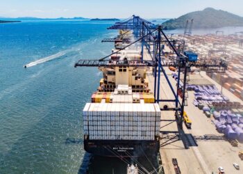 Foto: Claudio Neves/Portos do Paraná