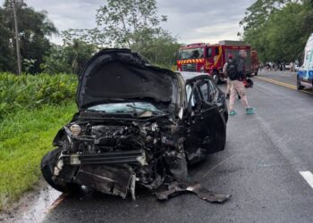 Um homem morreu e dois ficam gravemente feridos após colisão frontal na PR-508