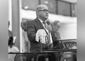 Homem morre afogado após cair de embarcação na Ilha dos Valadares, em Paranaguá 