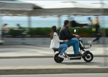Novas regras para ciclomotores começam a valer; veja o que muda