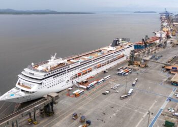 Foto: Claudio Neves/Gcom Portos do Paraná