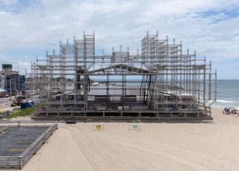 Com palcos quase prontos, shows do Verão Maior começam na próxima sexta-feira, 9