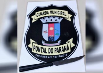 Homem que pegou a filha pelo pescoço e a ameaçou com duas facas é preso pela Guarda Civil Municipal em Pontal do Paraná 