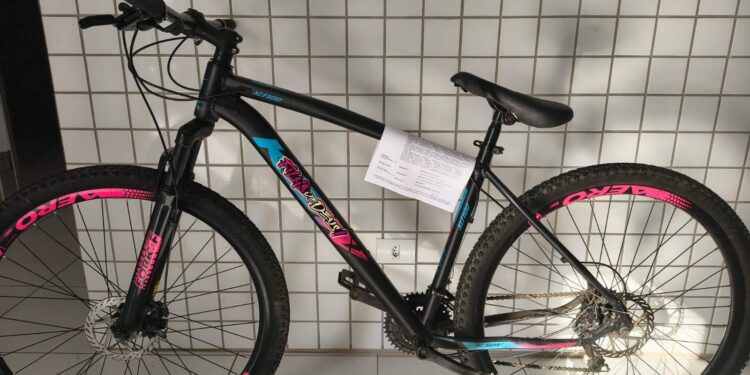 OPERAÇÃO SATURAÇÃO: Polícia Civil encontra bicicletas e escada em  imóvel abandonado no Centro Histórico de Paranaguá 