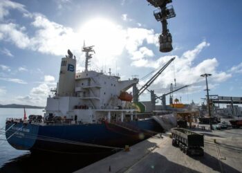 Foto: Claudio Neves/Portos do Paraná
