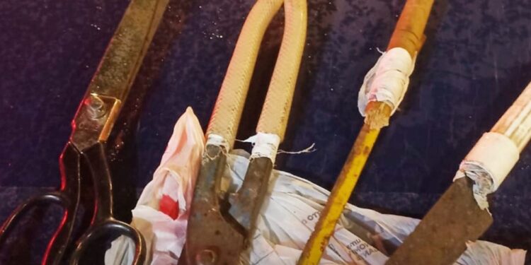 Indivíduo abordado pela GCM no Centro Histórico de Paranaguá carregava mochila com ferramentas