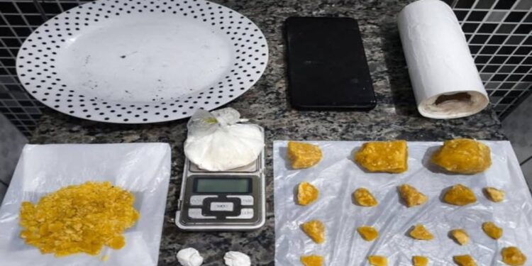 ROTAM captura foragido da Justiça e prende suspeito de envolvimento com o tráfico de drogas em Antonina