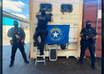 Receita Federal apreende 12 quilos de cocaína em Paranaguá