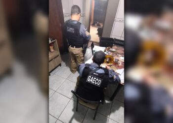 Gaeco cumpre mandados de busca e apreensão durante operação Rede Interposta contra o tráfico de drogas em Paranaguá