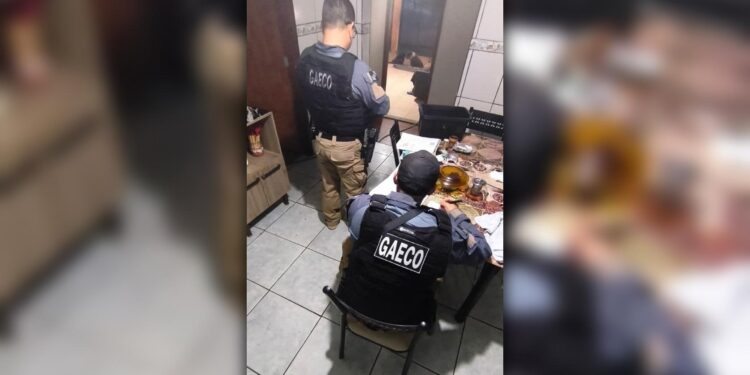 Gaeco cumpre mandados de busca e apreensão durante operação Rede Interposta contra o tráfico de drogas em Paranaguá
