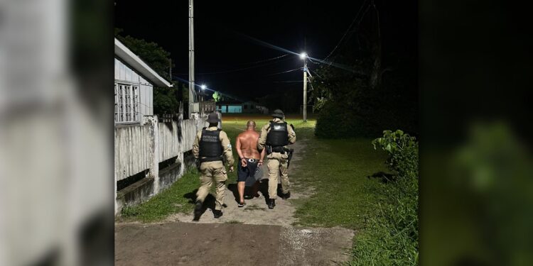 Autor de tentativa de homicídio ocorrida na Ilha das Peças em Guaraqueçaba é preso pela Patrulha Costeira 