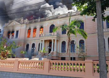 Foto: Elano Squenine/Rádio Ilha do Mel FM