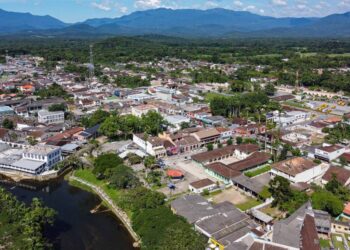 Moradores denunciam que obras da Escola Municipal Dulce, em Morretes, estão paralisadas