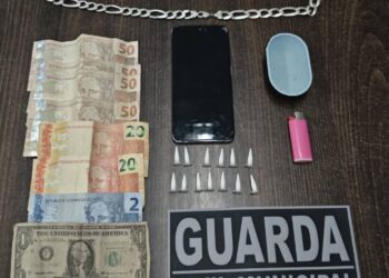 GCM prende rapaz suspeito de envolvimento com o tráfico de drogas na orla de Matinhos 