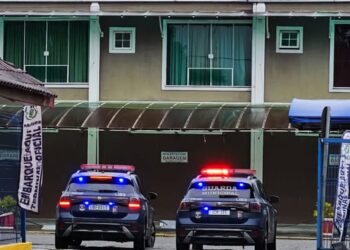 Ação conjunta prende homem acusado de agressão e violência doméstica na Ilha do Mel