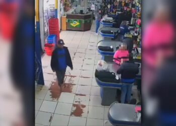 FURTO: Suspeito furta bicicleta com peixes na cestinha em supermercado de Paranaguá