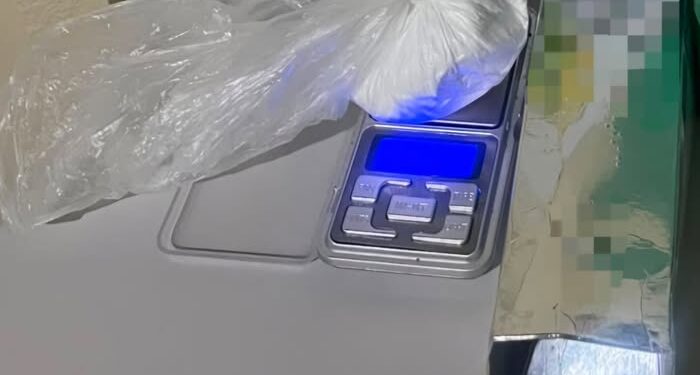 ENTREGA: Denúncia ajuda PM a interceptar entrega de drogas na Ilha do Mel