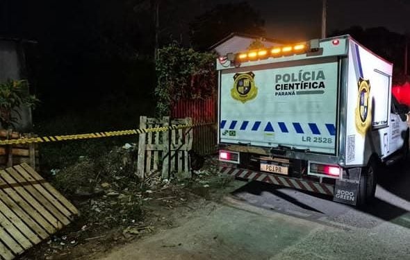 Digitais ajudam na identificação do corpo encontrado dentro de uma obra abandonada no Jardim América, em Paranaguá 