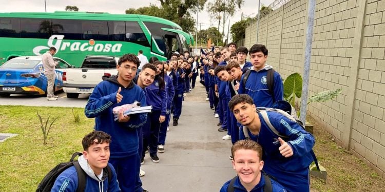Projeto Redação Nota 1.000 movimenta o NRE Paranaguá durante a semana