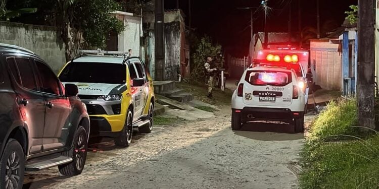 Suspeito é neutralizado durante confronto armado com a Polícia Militar na Ilha dos Valadares