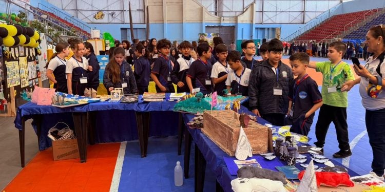 Matinhos promove exposição de trabalhos e apresentações artísticas dos estudantes da rede municipal