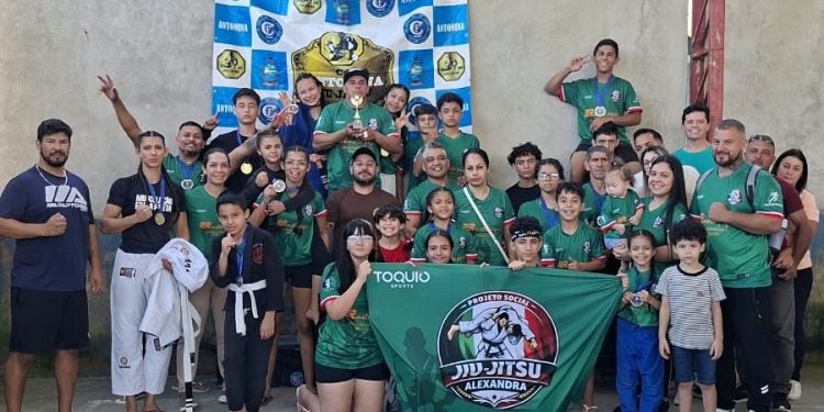 Com mais de 65 lutas, Antonina recebe 7.º Festival de Jiu-Jitsu com a participação de 132 atletas